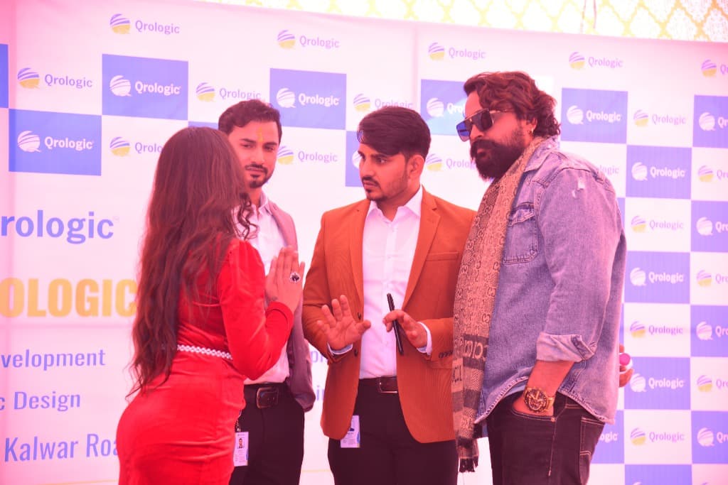 Ranjeet Saini in a business technology discussion